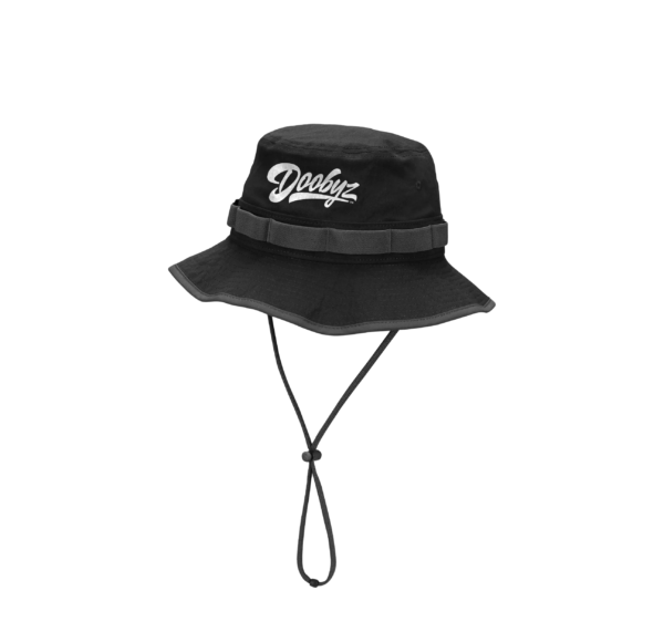 DOOBYZ BUCKET HAT